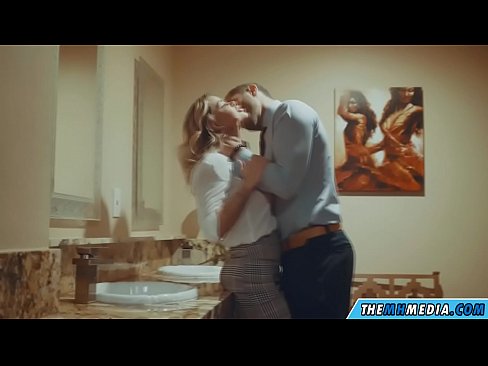 ❤️ Кога бујна русокоса ќе ве заведе во јавен тоалет ❤ Ебате на mk.pornpk.ru ❌
